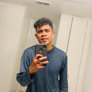 Meet your Posher, Carlos